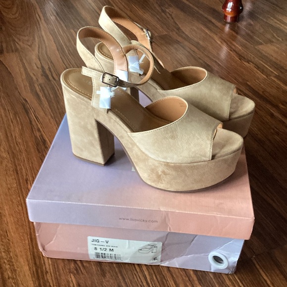 Shoes - Lisa Vicky 5” Tan Suede Sandals/Heels